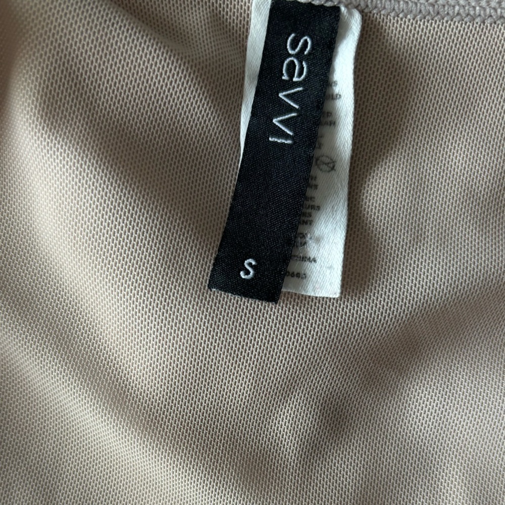 Saavi beige sports bra. Size Small - Picture 2 of 8